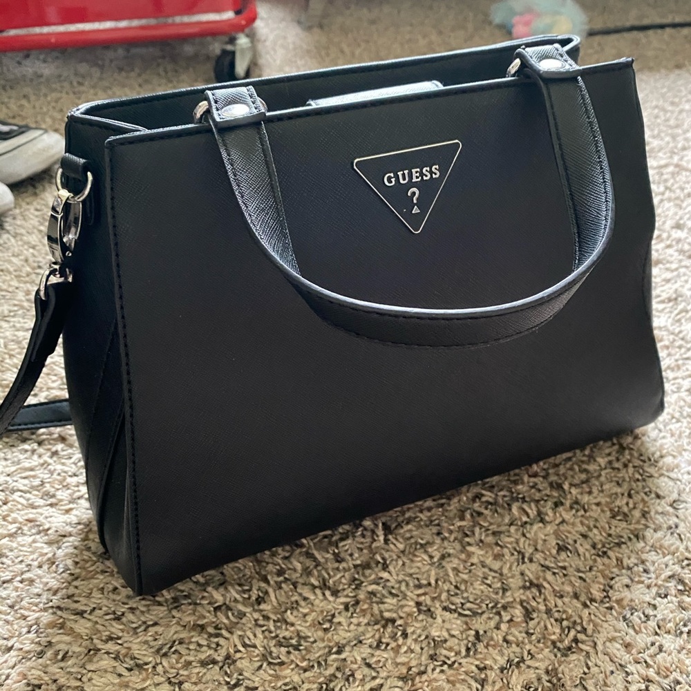 Brand New Guess Bag